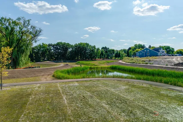 a view of a golf course