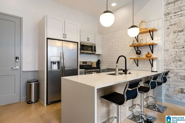 $299,000 | 2212 Morris Avenue, Unit 318, Birmingham, AL 35203