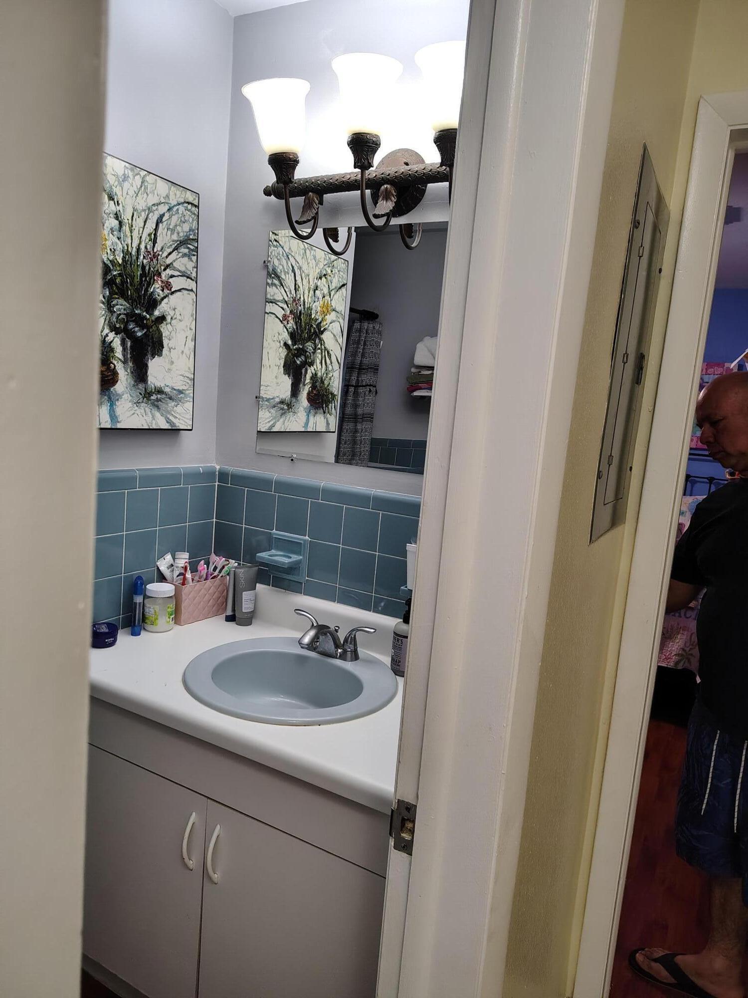 332 Ponte Vedra Road Palm Springs, FL 33461 - Photo 21 of 21 IMG_20250110_170946978_HDR