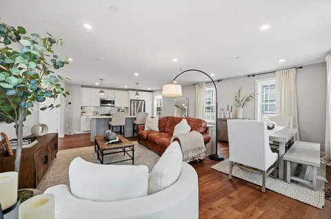 $675,000 | 18-20 Crestway Road, Unit 5, Boston, MA 02128