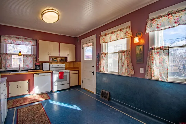 $399,500 | 750 Leon Street, Delta, CO 81416