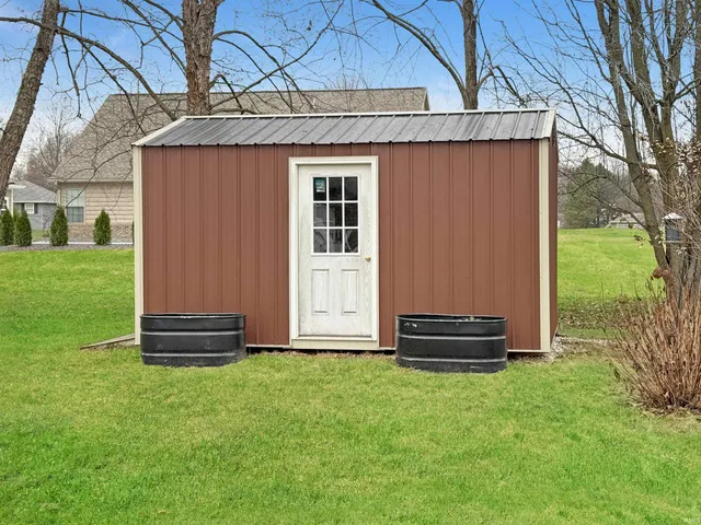 $325,000 | 1732 West 5th Street, Jasper, IN 47546