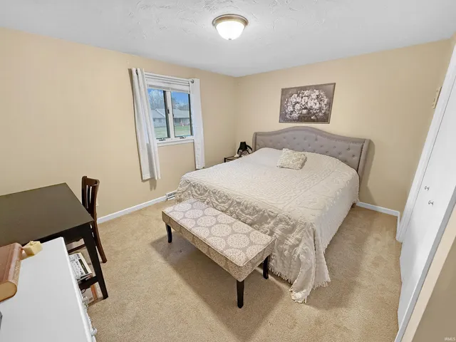 $325,000 | 1732 West 5th Street, Jasper, IN 47546