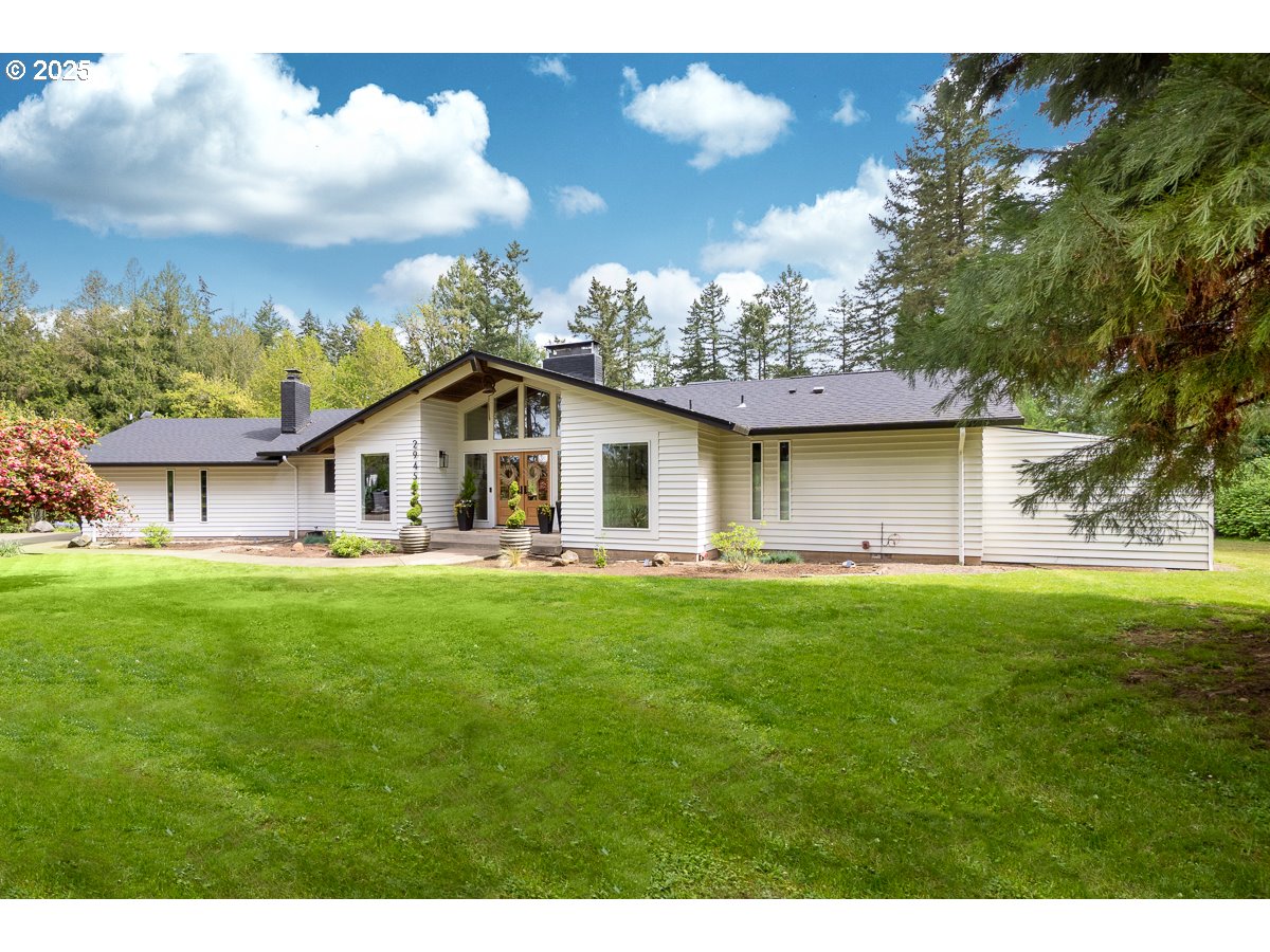 29455 Northeast Wilsonville Road Newberg, OR 97132 - Photo 2 of 47 Gallery Image 2