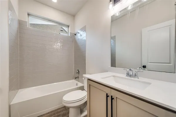 $325,000 | 10929 Gold Pan Trail, Aubrey, TX 76227