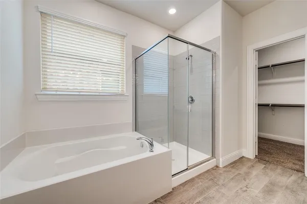 $325,000 | 10929 Gold Pan Trail, Aubrey, TX 76227