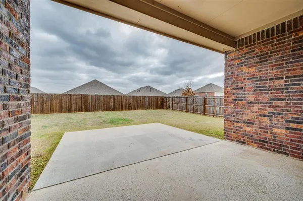 $325,000 | 10929 Gold Pan Trail, Aubrey, TX 76227