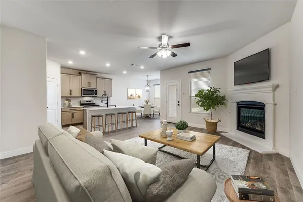 $325,000 | 10929 Gold Pan Trail, Aubrey, TX 76227