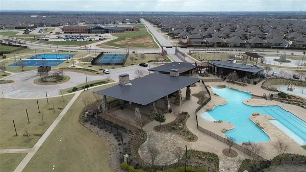 $325,000 | 10929 Gold Pan Trail, Aubrey, TX 76227