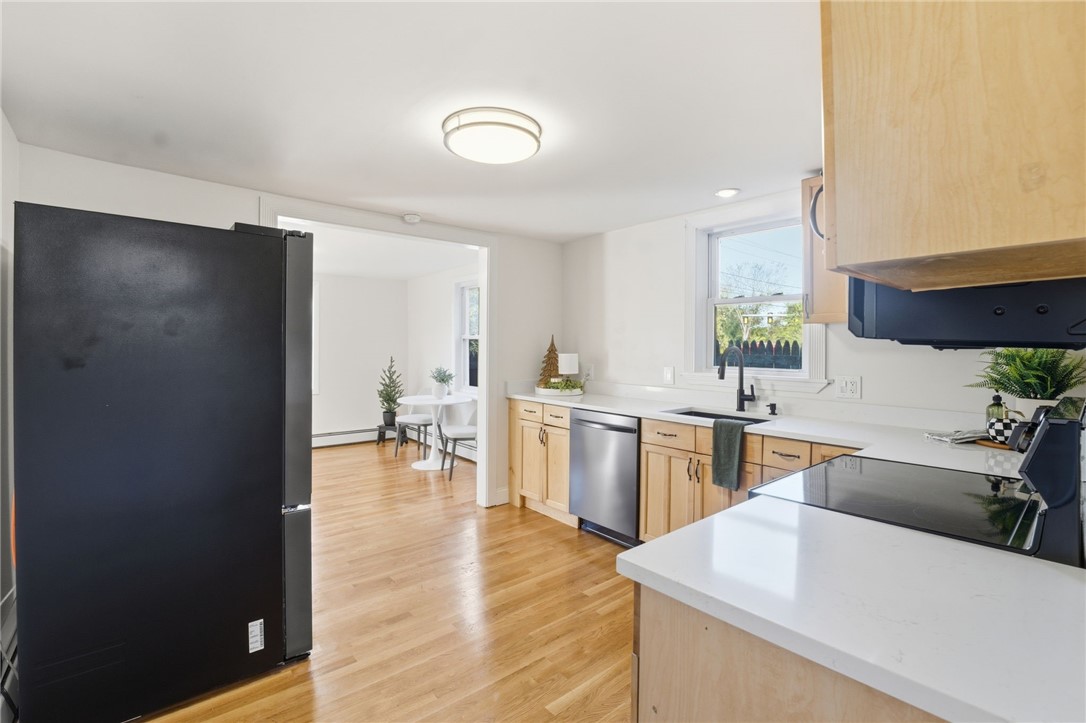 207 Mendon Road Cumberland, RI 02864 - Photo 10 of 22