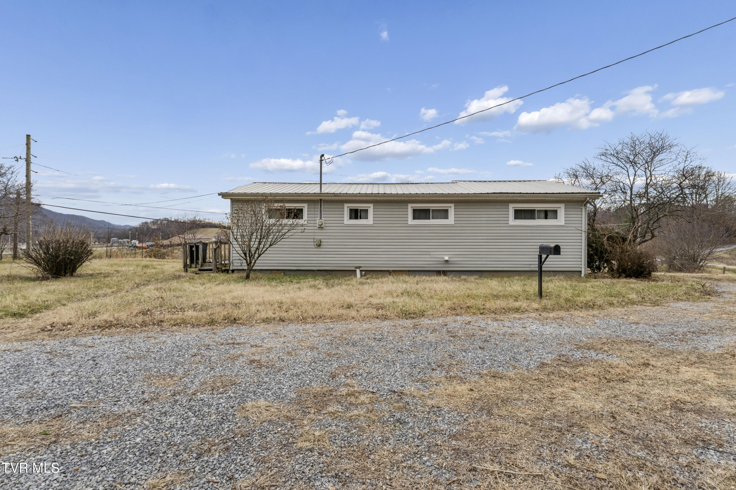266 Arnold Road Jonesborough, TN 37659 - Photo 14 of 52 Arnold-Exterior-4