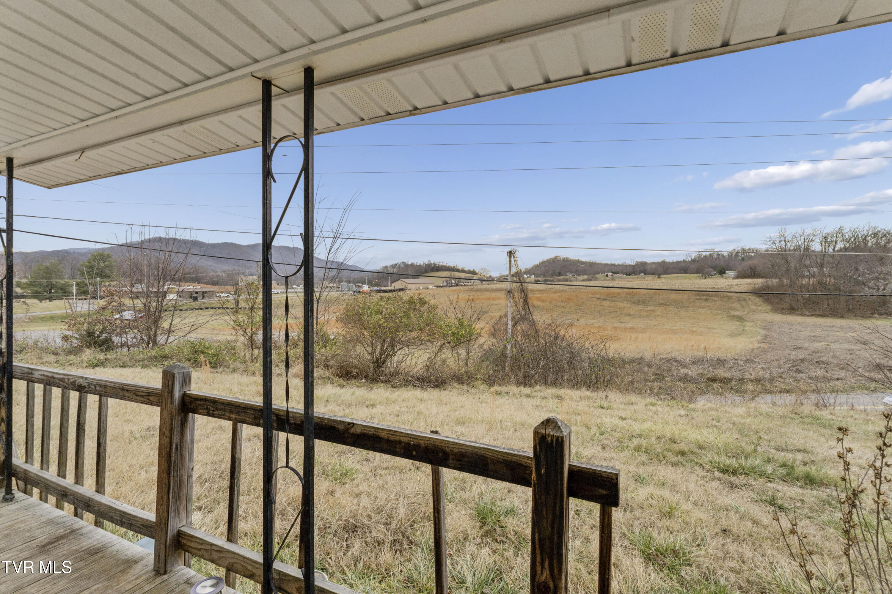 266 Arnold Road Jonesborough, TN 37659 - Photo 18 of 52 Arnold-Exterior-1