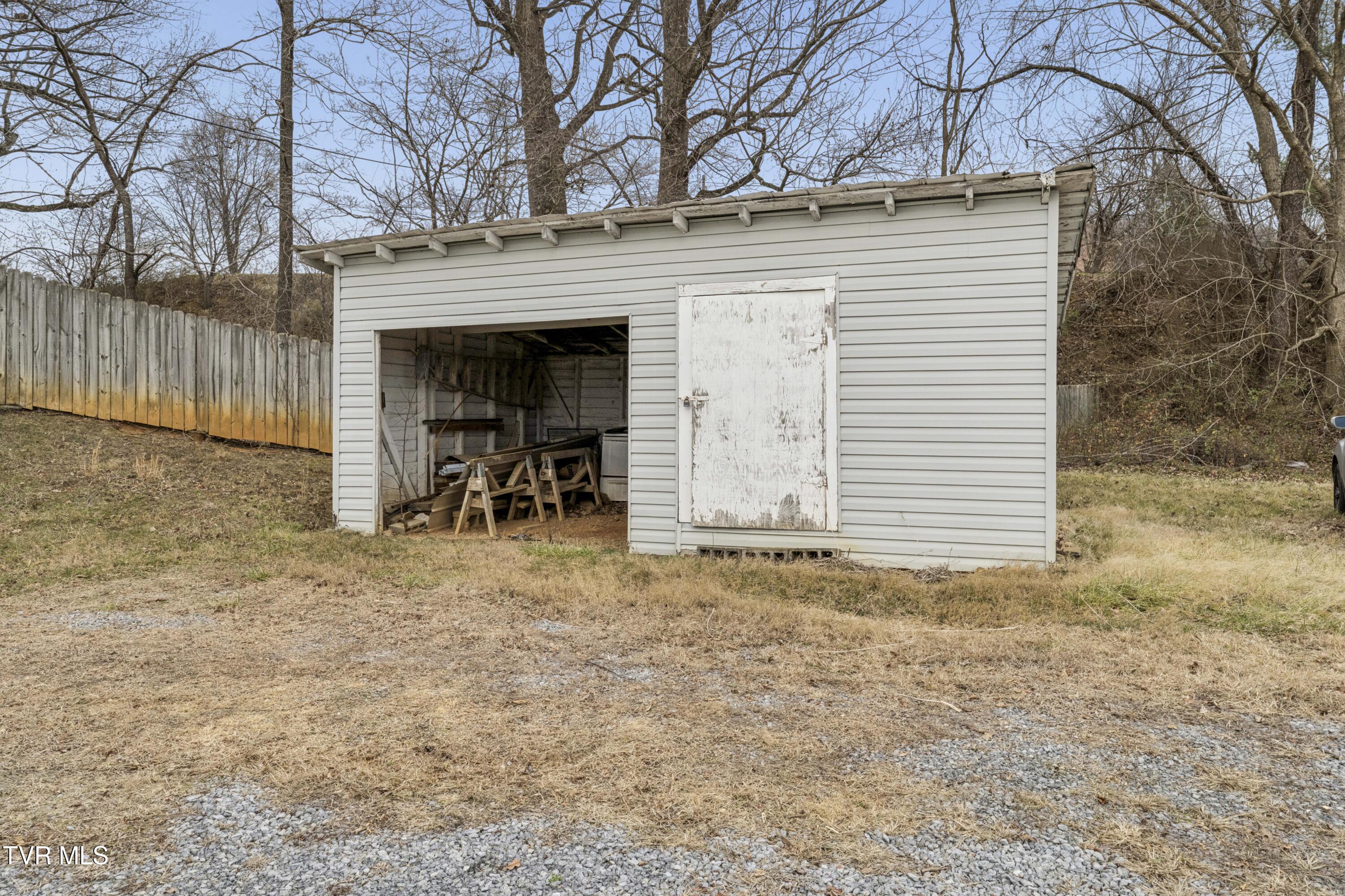 266 Arnold Road Jonesborough, TN 37659 - Photo 8 of 52 Arnold-Exterior-11