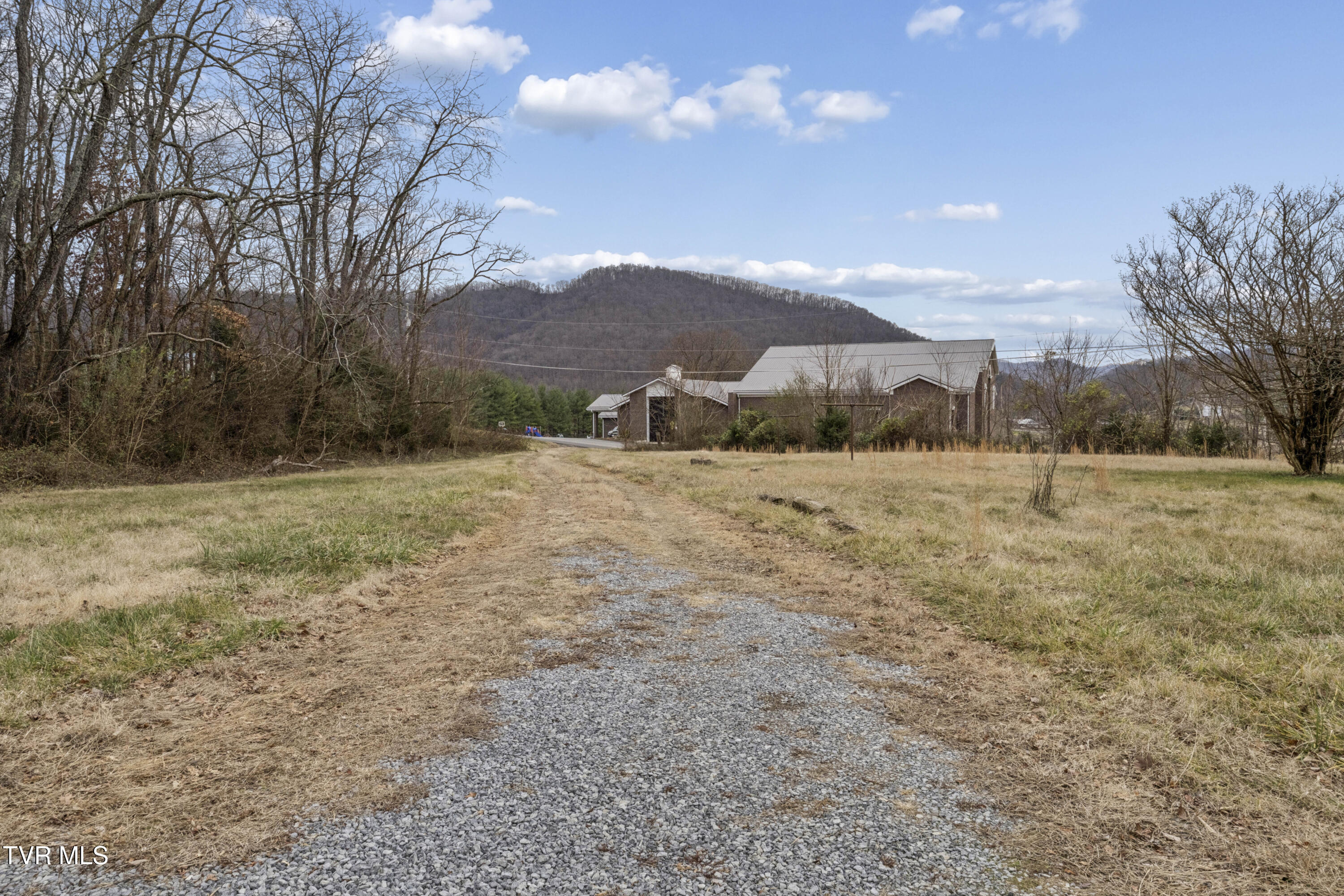 266 Arnold Road Jonesborough, TN 37659 - Photo 9 of 52 Arnold-Exterior-12