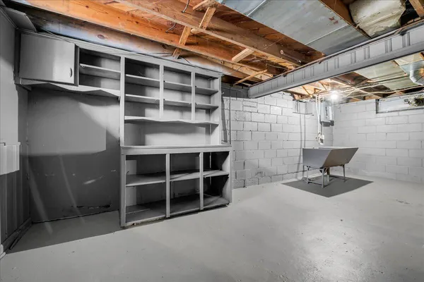 $1,400 | 14188 Collingham Drive, Detroit, MI 48205