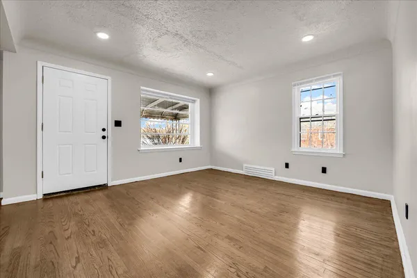 $1,400 | 14188 Collingham Drive, Detroit, MI 48205