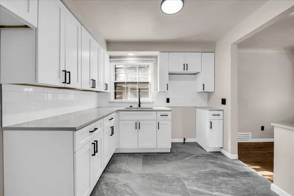 $1,400 | 14188 Collingham Drive, Detroit, MI 48205