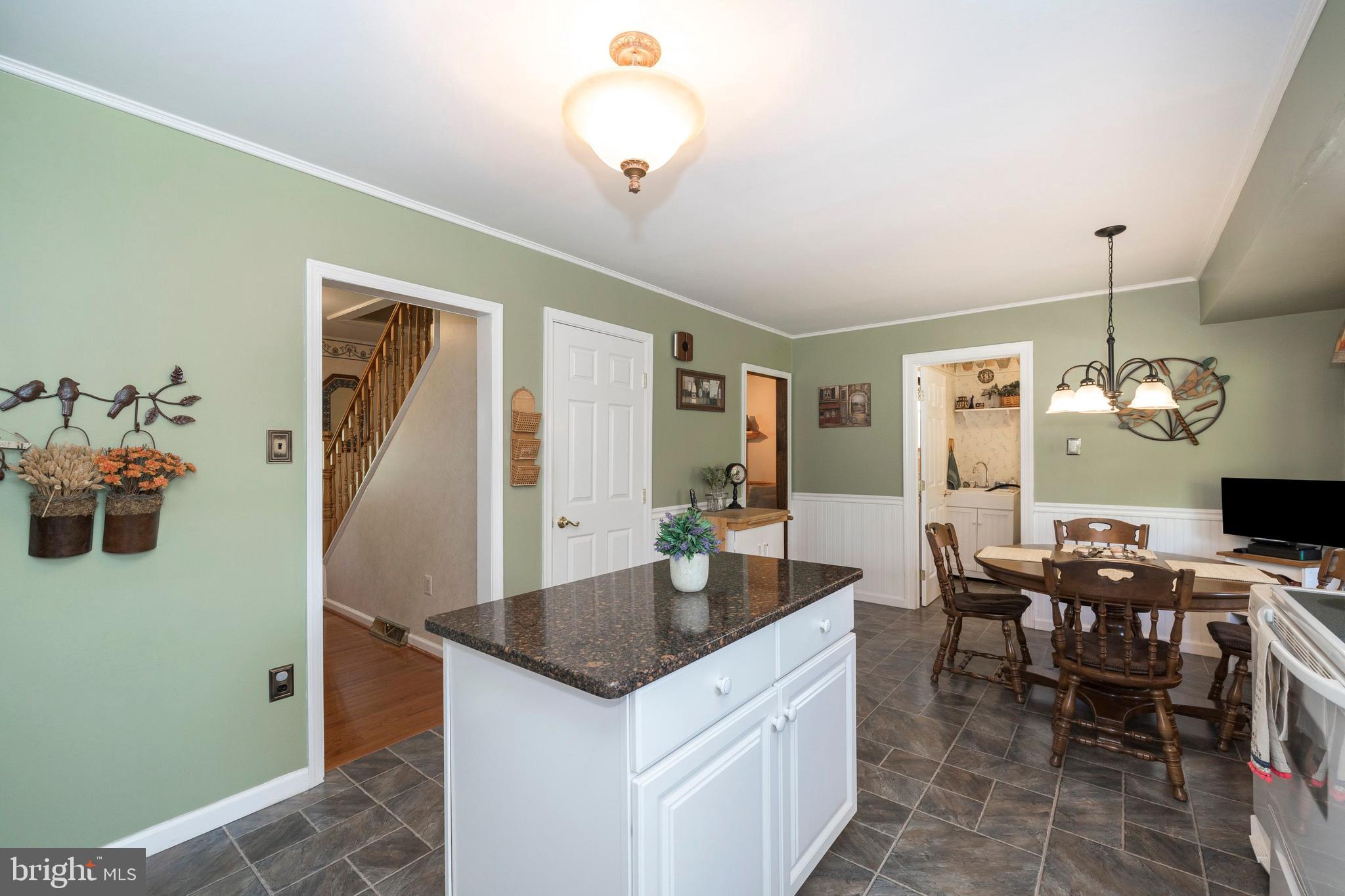 1348 Ridgeview Circle Downingtown, PA 19335 - Photo 14 of 50 Gallery Image 14