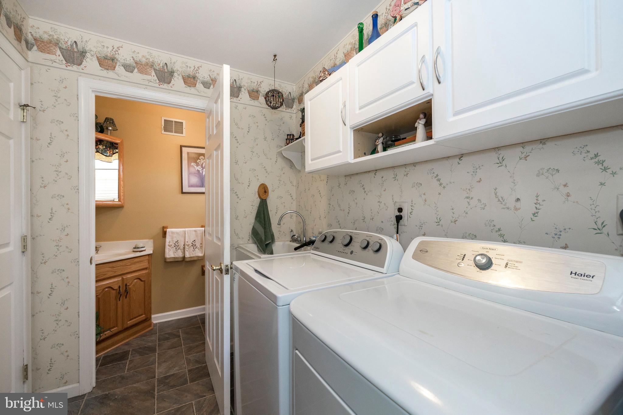 1348 Ridgeview Circle Downingtown, PA 19335 - Photo 22 of 50 Main floor Laundry