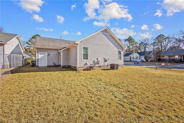 $1,500 | 1432 Rougemart Drive, Fayetteville, NC 28304