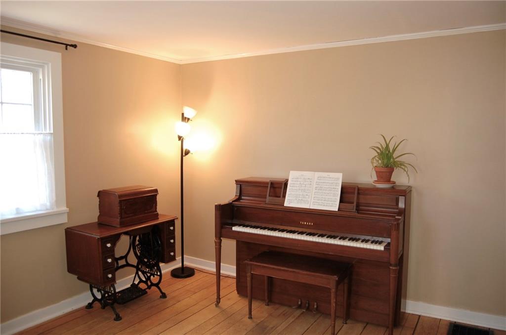 5417 Hardt Road Gibsonia, PA 15044 - Photo 17 of 23 Gallery Image 17