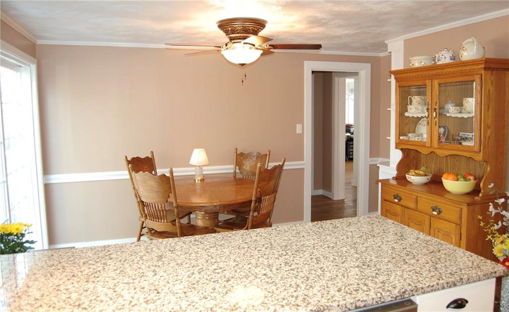5417 Hardt Road Gibsonia, PA 15044 - Photo 6 of 23 Gallery Image 6