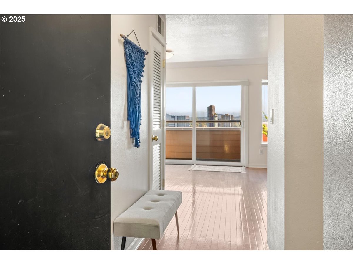 3515 Southwest Barbur Boulevard, Unit P1 Portland, OR 97239 - Photo 3 of 35 a view of a entryway