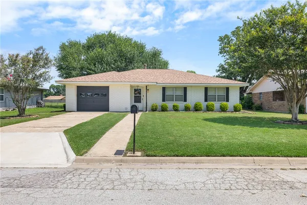 $275,000 | 806 Dillard Street, Caldwell, TX 77836