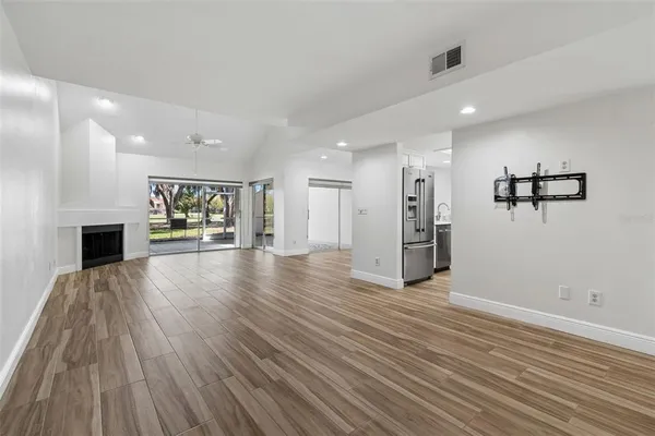 $3,000 | 4207 Arborwood Lane, Tampa, FL 33618