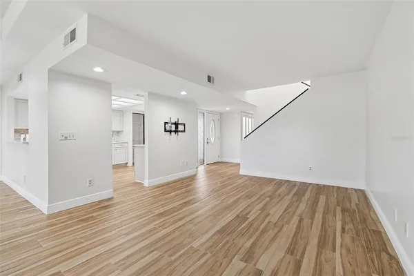 $3,000 | 4207 Arborwood Lane, Tampa, FL 33618