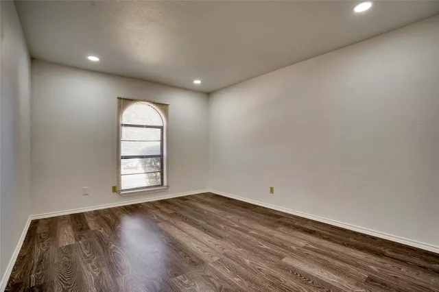 $2,295 | 4704 Pemberton Lane, The Colony, TX 75056