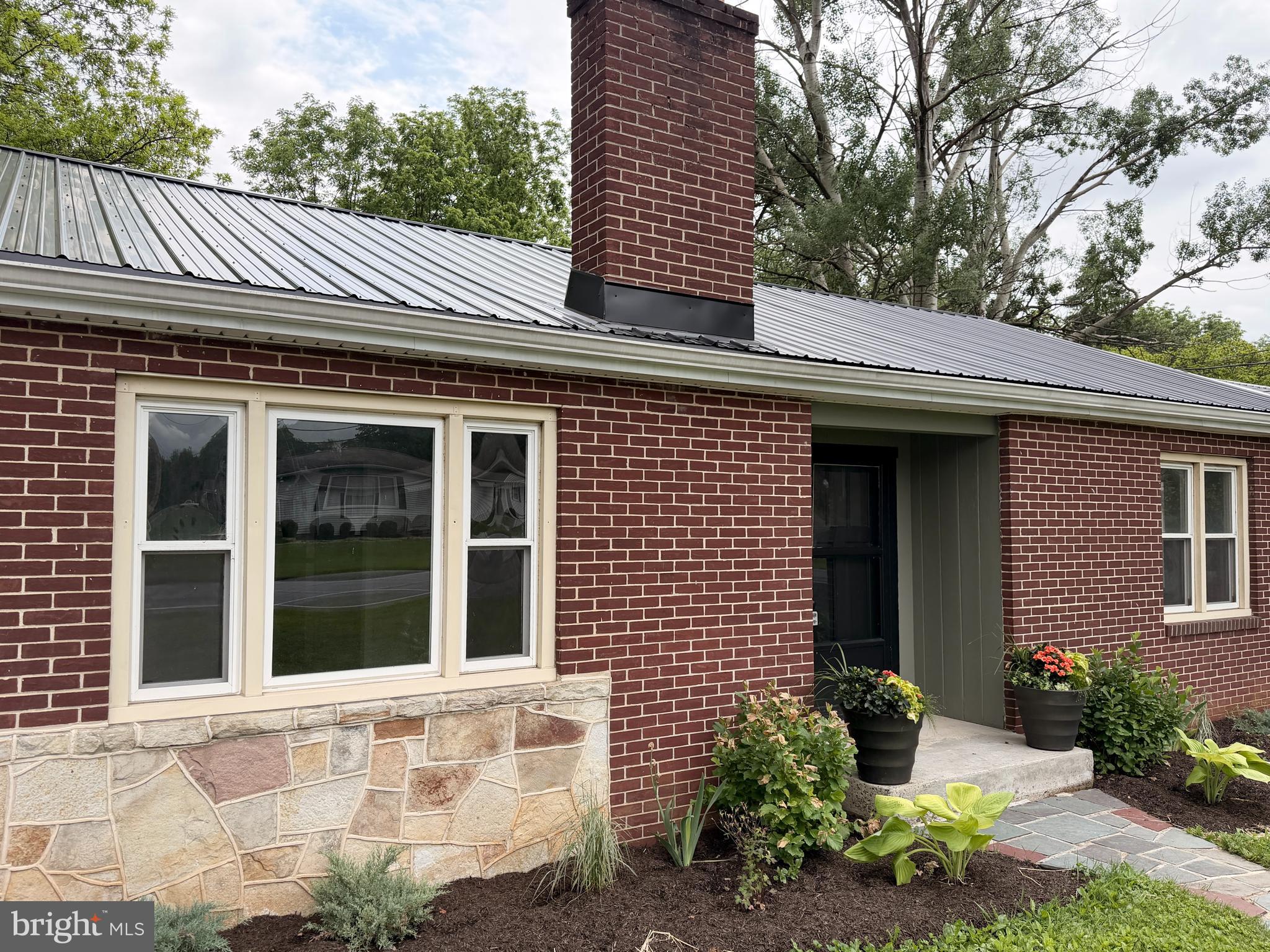 1196 Cider Press Road Chambersburg, PA 17202 - Photo 3 of 24 Exterior Front