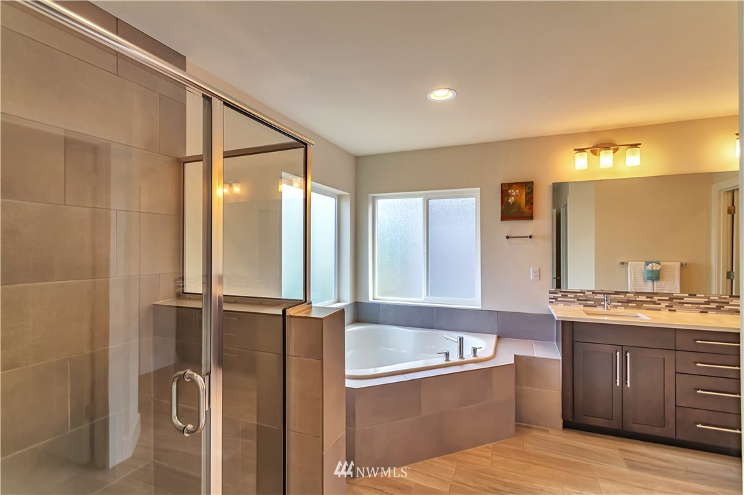 3815 194th Place Southeast Bothell, WA 98012 - Photo 15 of 28 Gallery Image 15