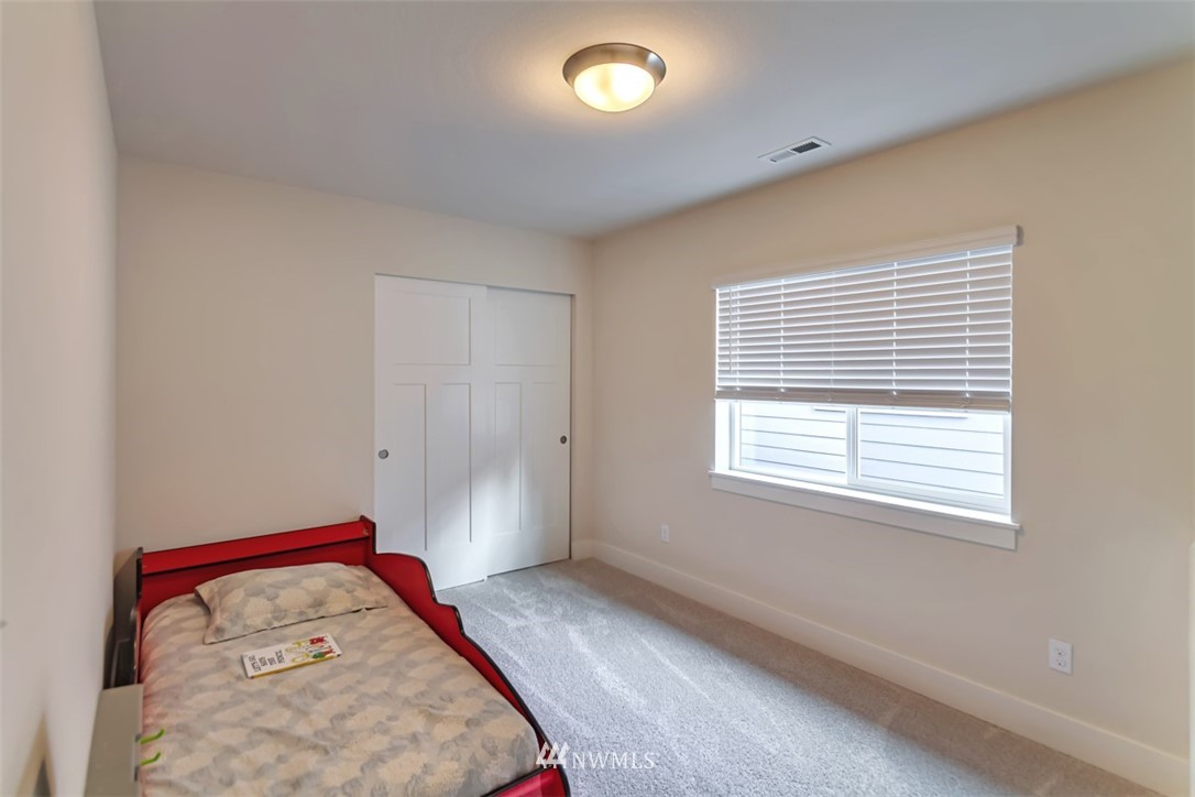 3815 194th Place Southeast Bothell, WA 98012 - Photo 24 of 28 Gallery Image 24