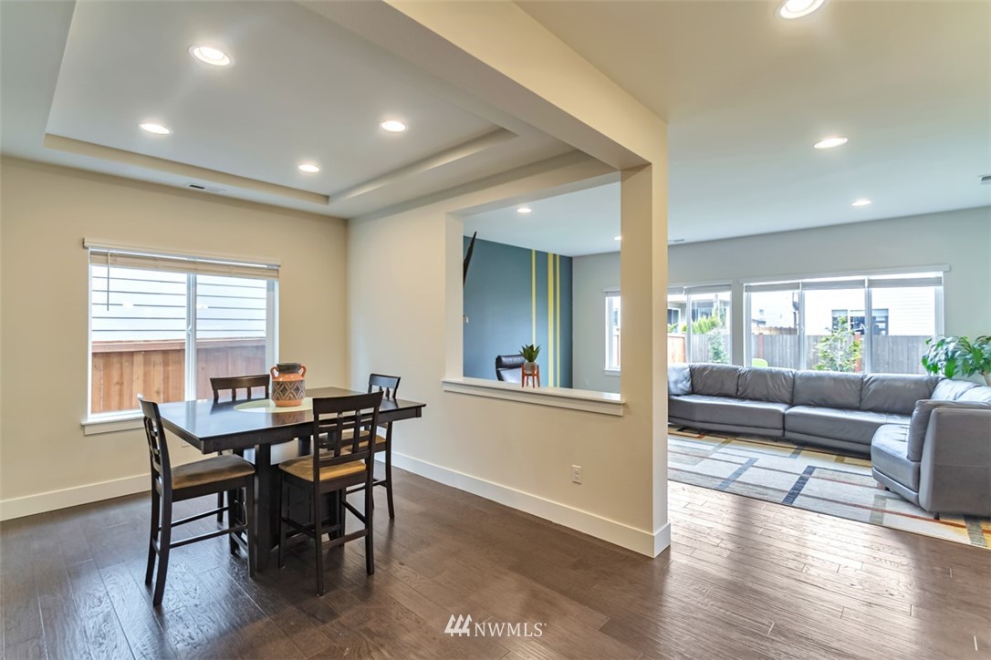 3815 194th Place Southeast Bothell, WA 98012 - Photo 4 of 28 Gallery Image 4