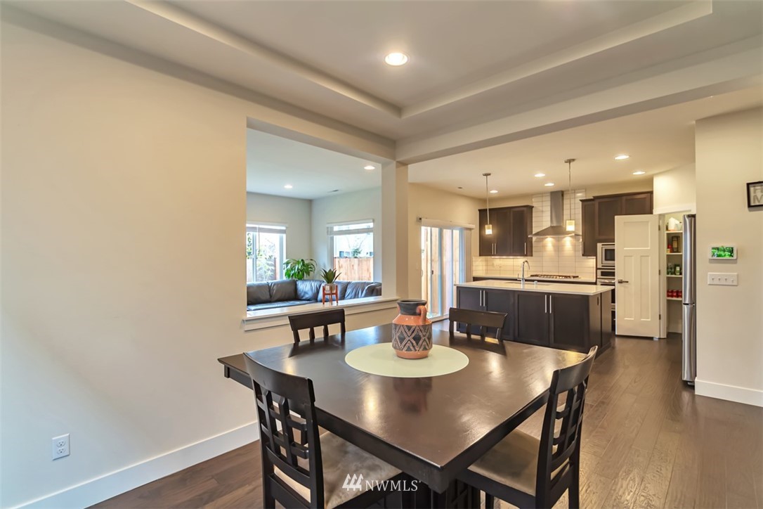 3815 194th Place Southeast Bothell, WA 98012 - Photo 5 of 28 Gallery Image 5