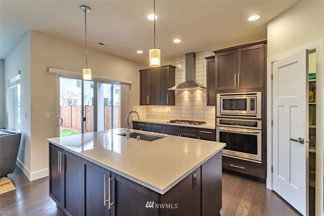 3815 194th Place Southeast Bothell, WA 98012 - Photo 7 of 28 Gallery Image 7