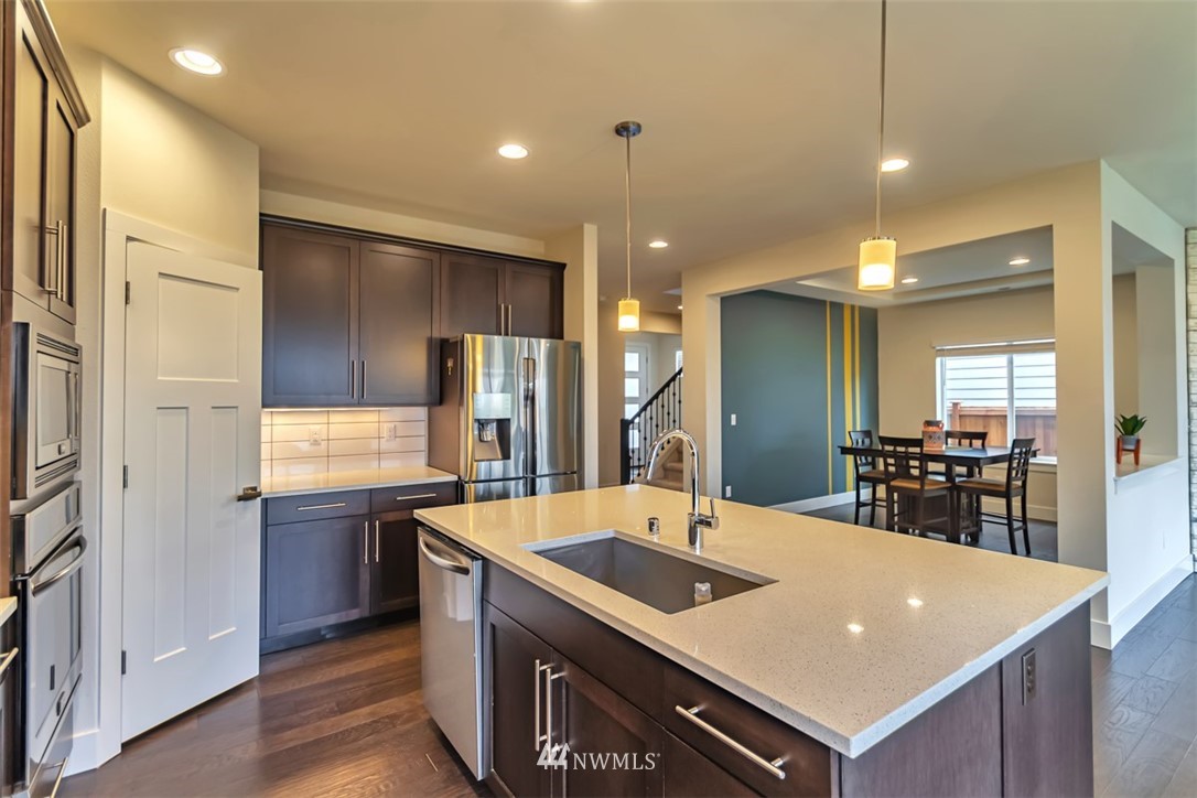 3815 194th Place Southeast Bothell, WA 98012 - Photo 9 of 28 Gallery Image 9