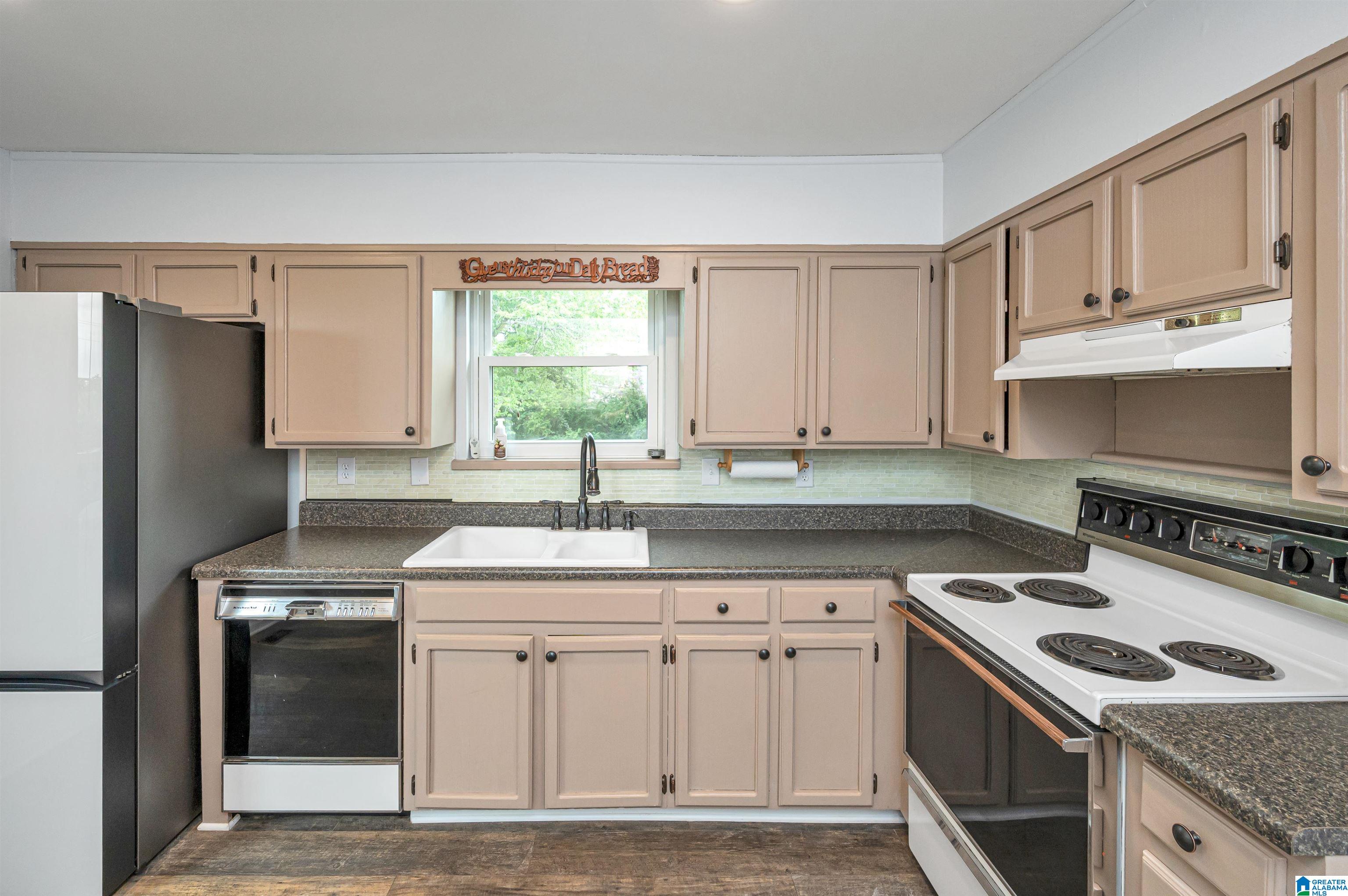 100 Meadowgreen Road Montevallo, AL 35115 - Photo 13 of 41