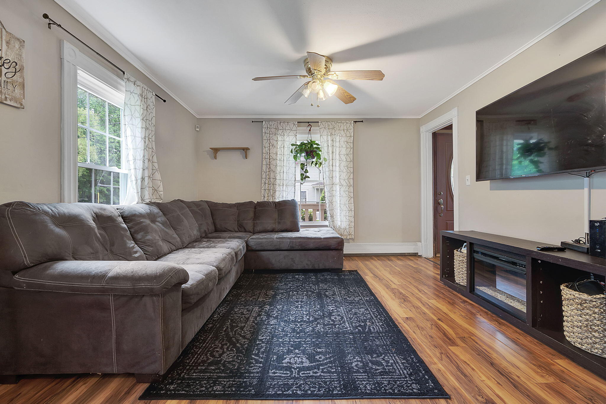 25 Howard Street Springvale, ME 04083 - Photo 14 of 34 25Howard-16