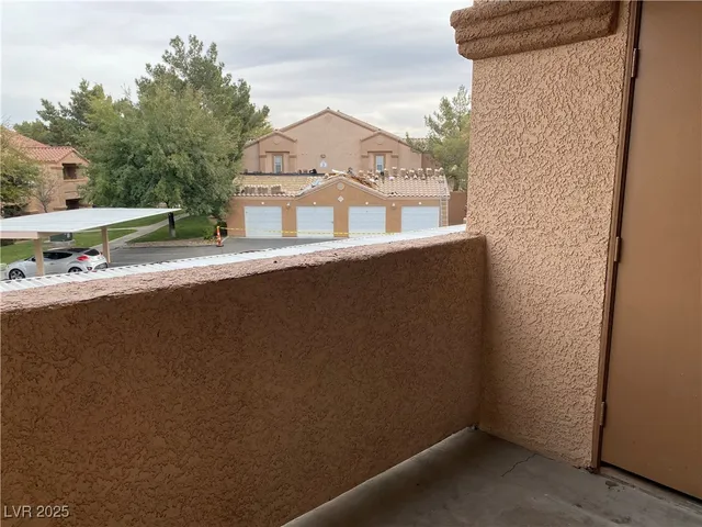 $1,172 | 1150 North Buffalo Drive, Unit 2118, Las Vegas, NV 89128
