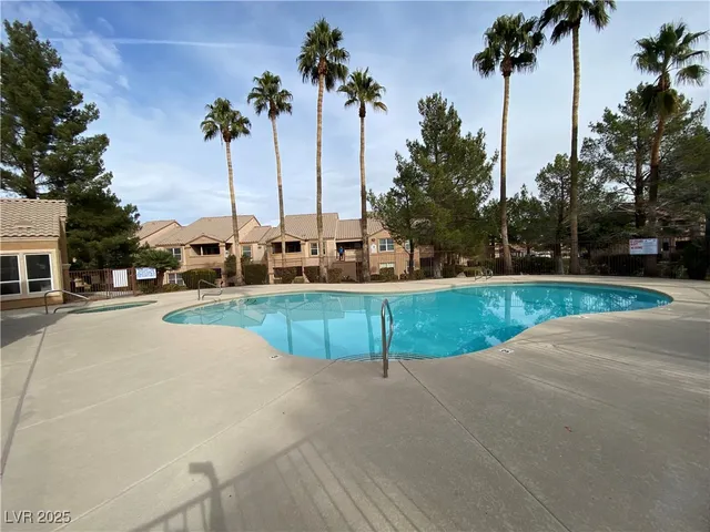 $1,172 | 1150 North Buffalo Drive, Unit 2118, Las Vegas, NV 89128