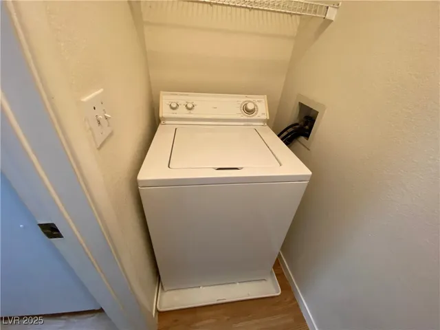 $1,172 | 1150 North Buffalo Drive, Unit 2118, Las Vegas, NV 89128