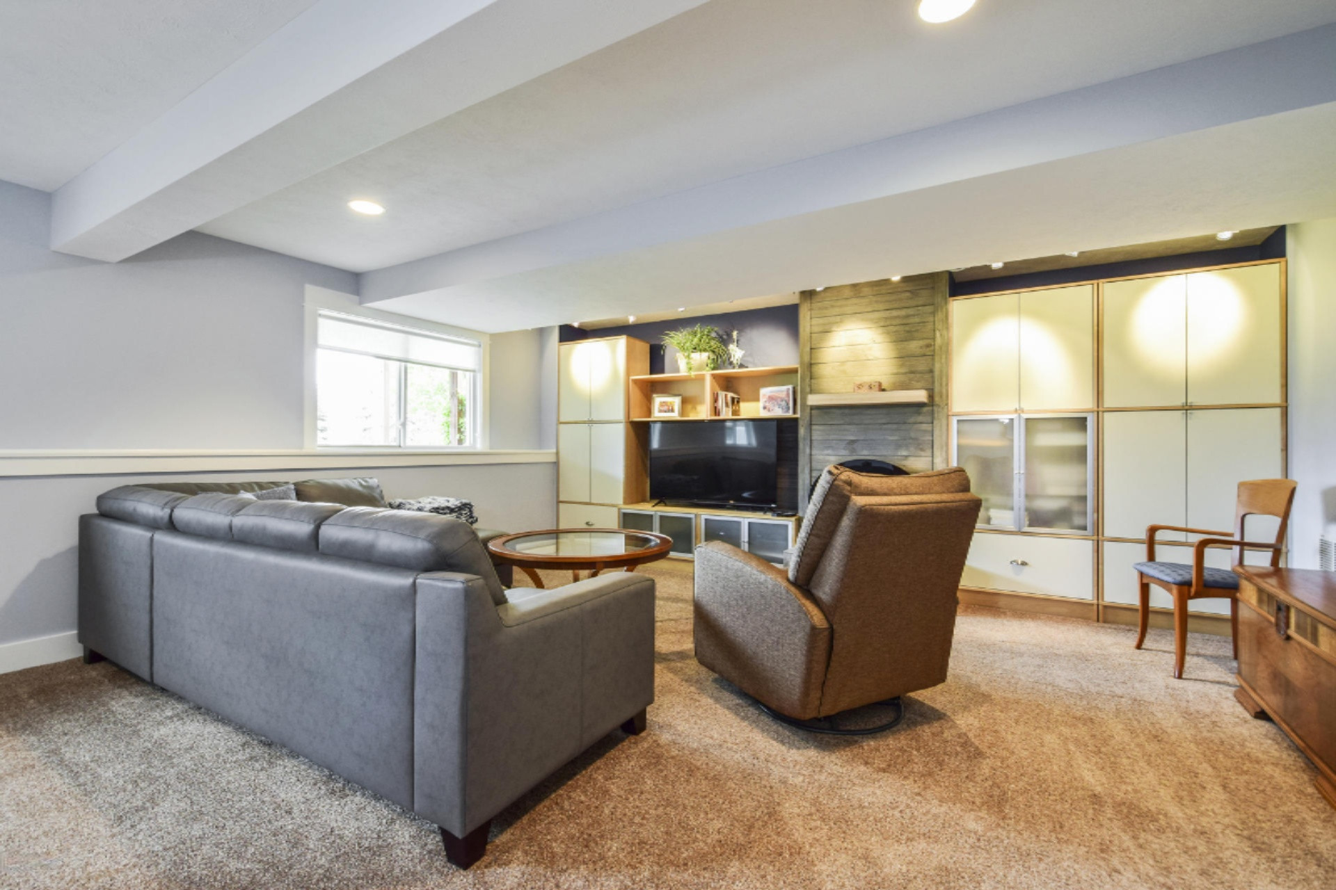 1352 East Point Ridge Holland, MI 49423 - Photo 15 of 22 017-photo--7089726
