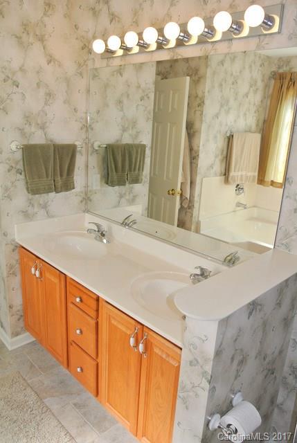 177 Misty Valley Road Fletcher, NC 28732 - Photo 15 of 24 Gallery Image 15