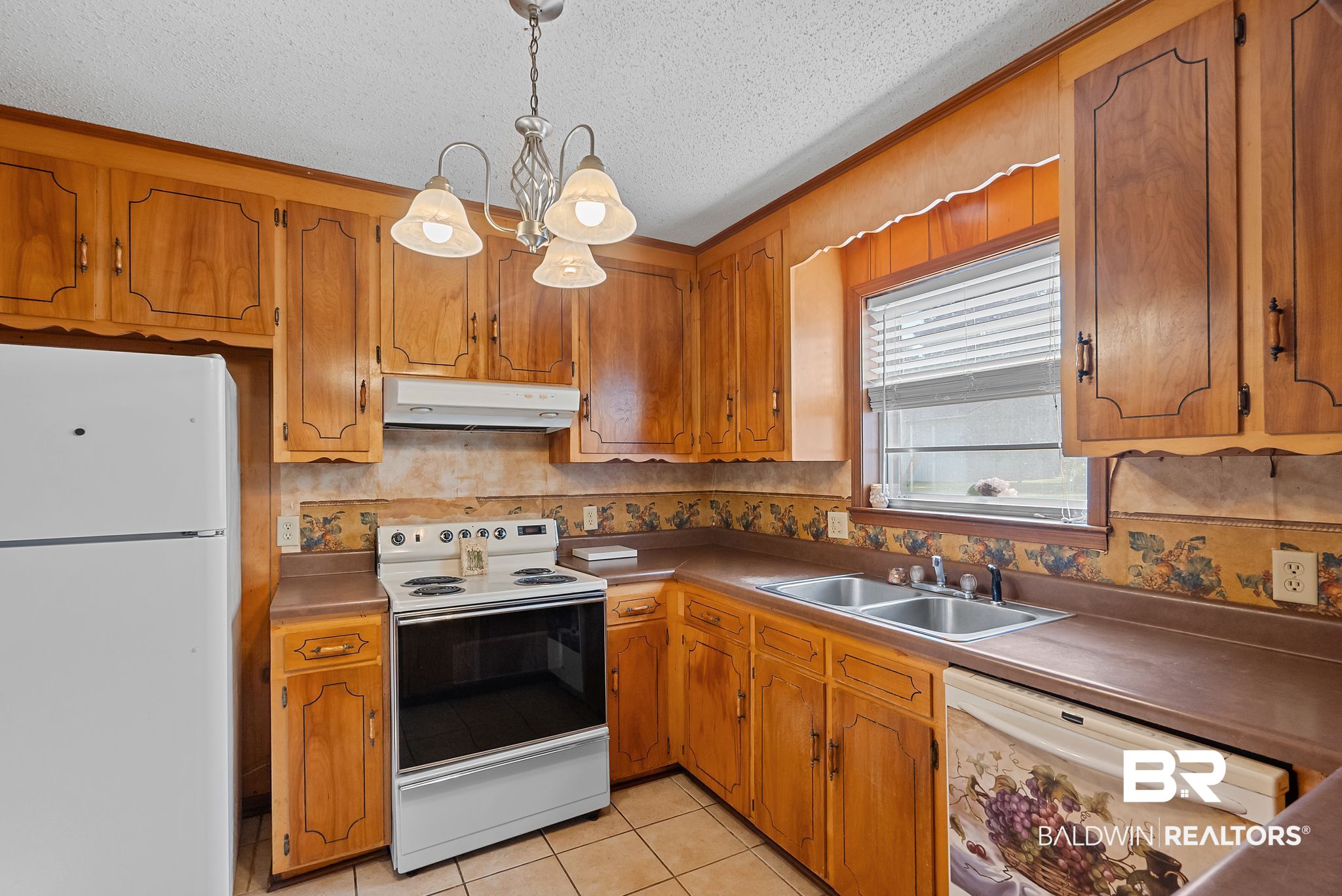 1901 Juniper Street North Foley, AL 36535 - Photo 9 of 40 Gallery Image 9