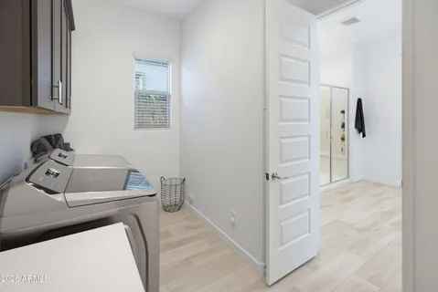 $888,000 | 32525 North 22nd Drive, Phoenix, AZ 85085