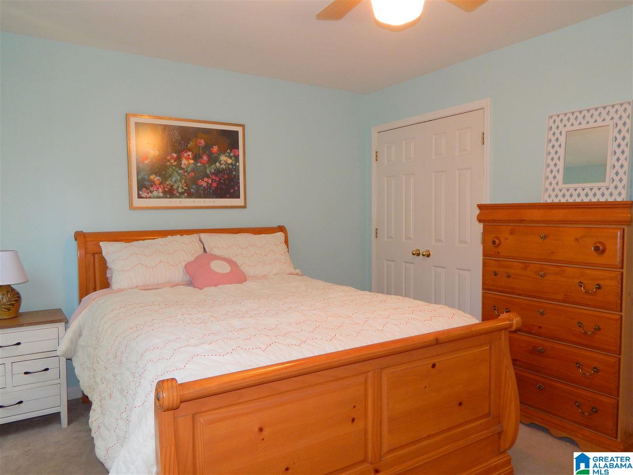 1018 Oak Tree Road Birmingham, AL 35244 - Photo 13 of 26