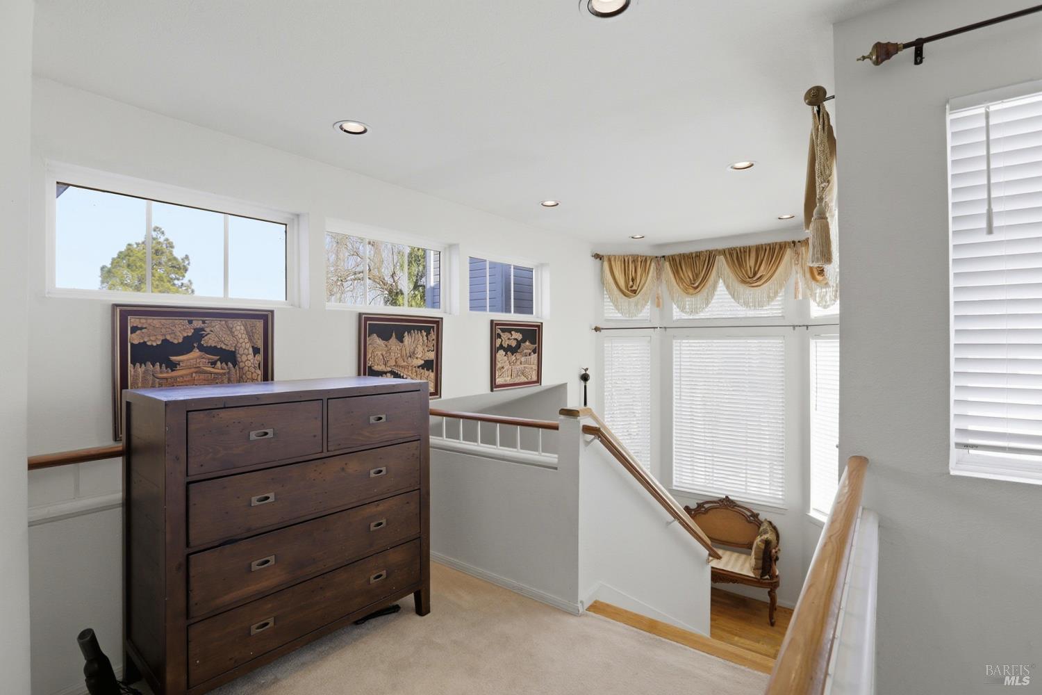 46 Mariners Circle San Rafael, CA 94903 - Photo 17 of 45