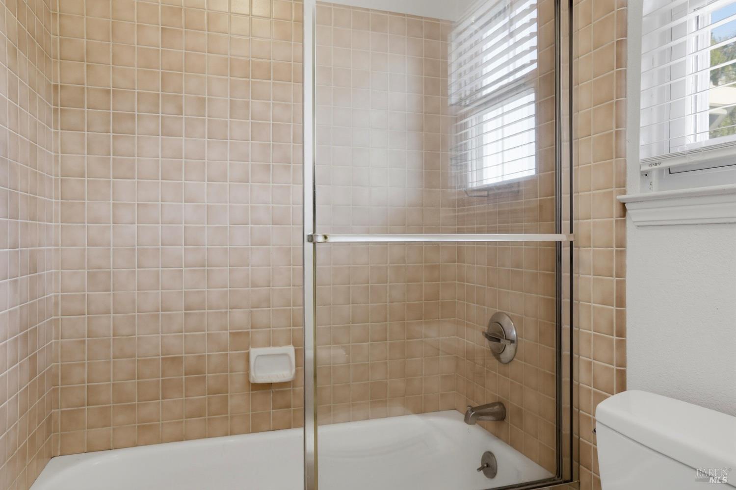 46 Mariners Circle San Rafael, CA 94903 - Photo 33 of 45